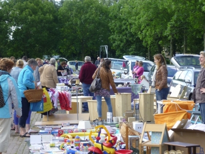 Kofferbakmarkt Samen Vrienden