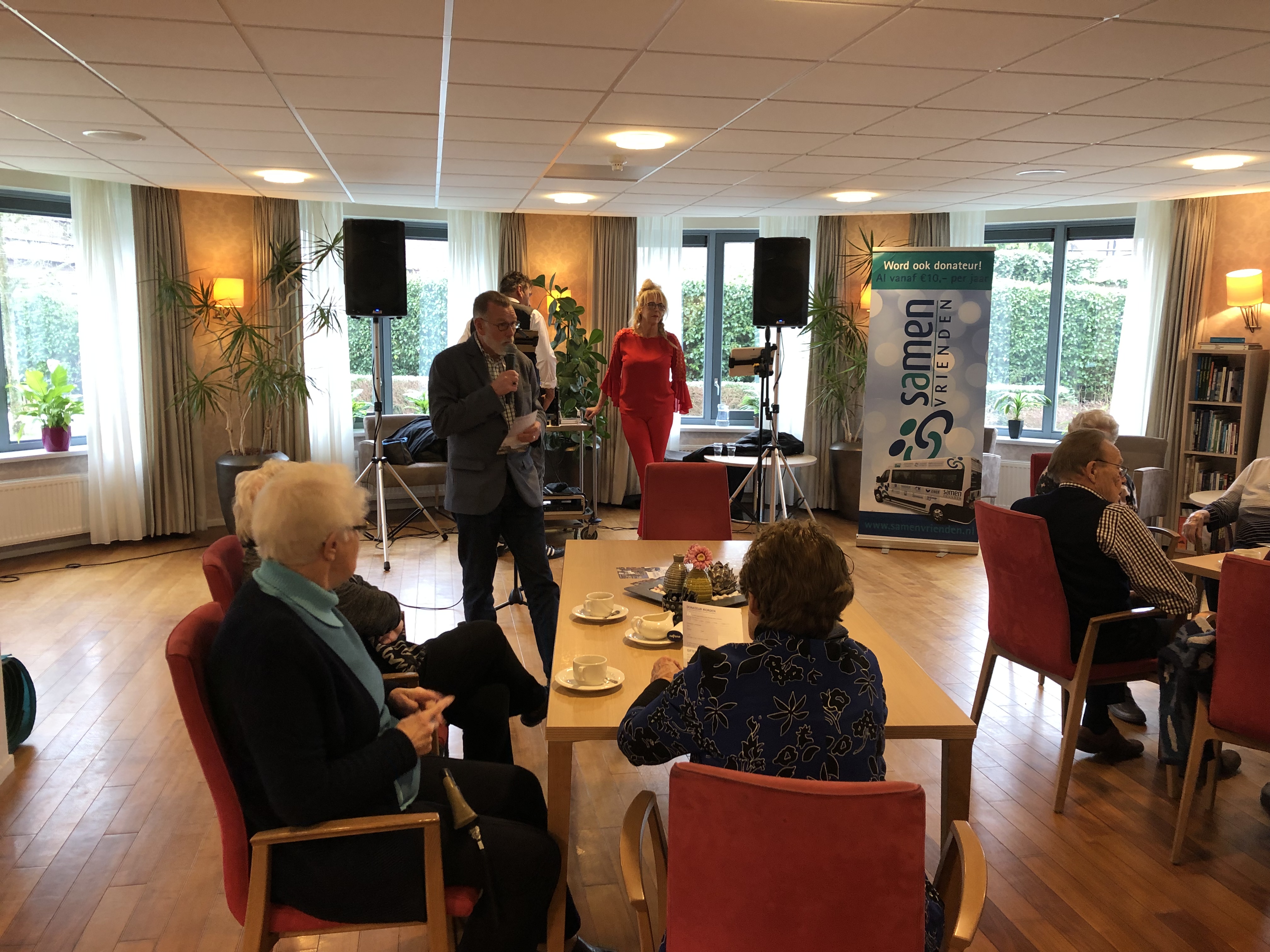 Optreden Duo Switch in de Caegstate