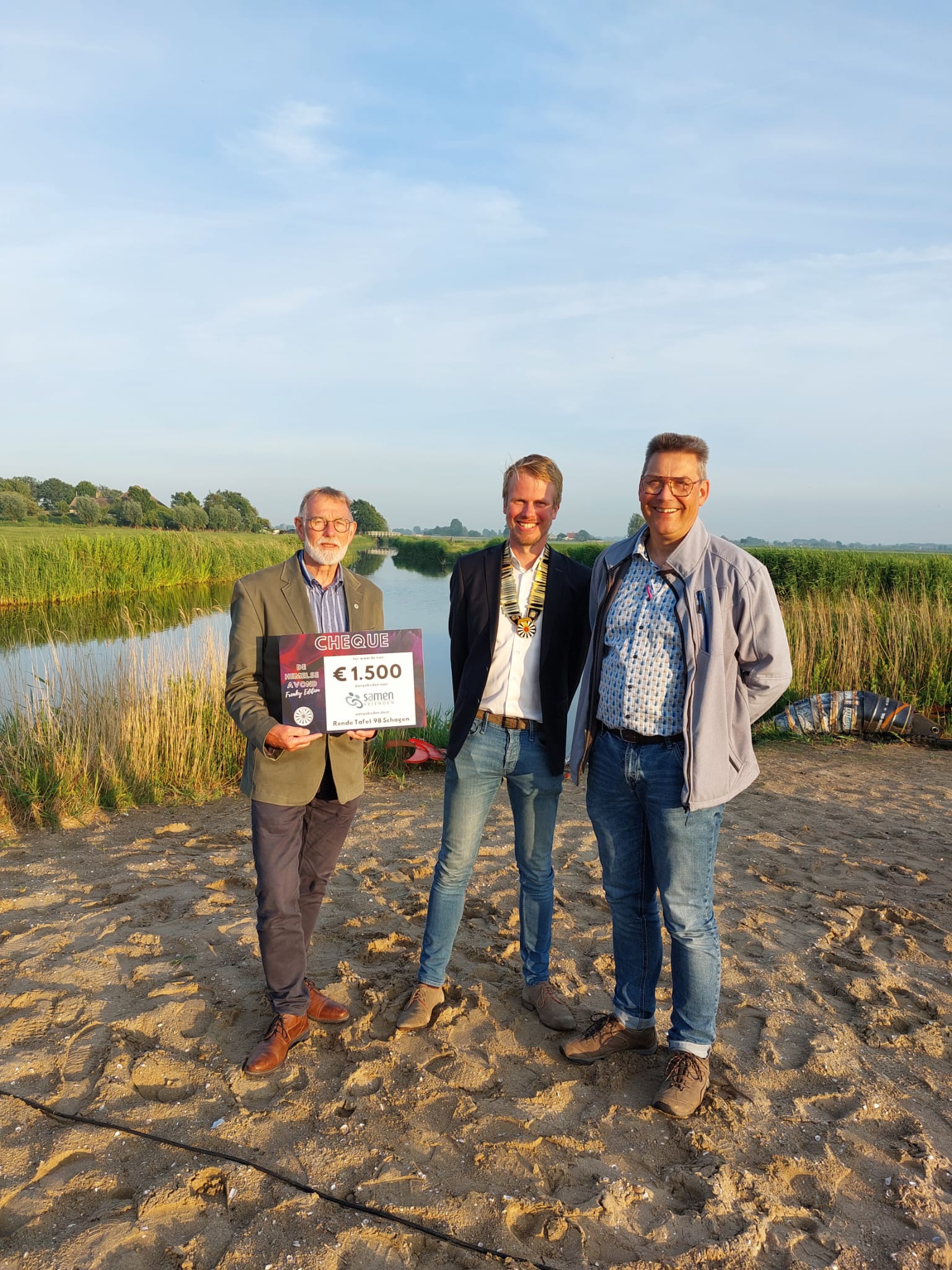 Samen Vrienden ontvangt € 1500,- van Ronde Tafel Schagen