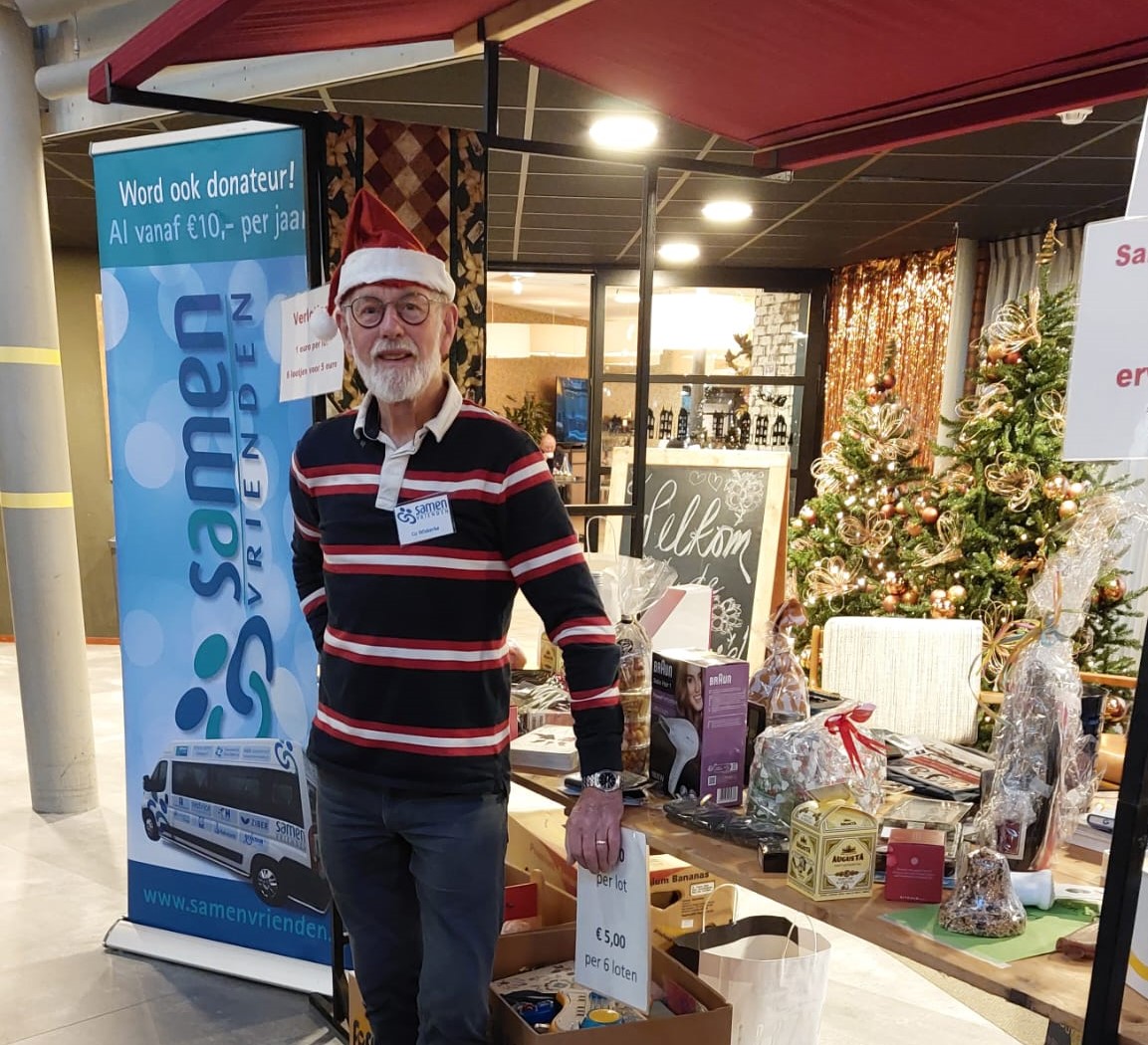 Kerstmarkt 10 december in de Bron succesvol voor Samen Vrienden